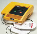 defibrillatore alla pubblica assistenza porto azzurro