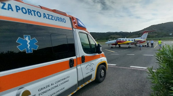 Aereo ambulanza