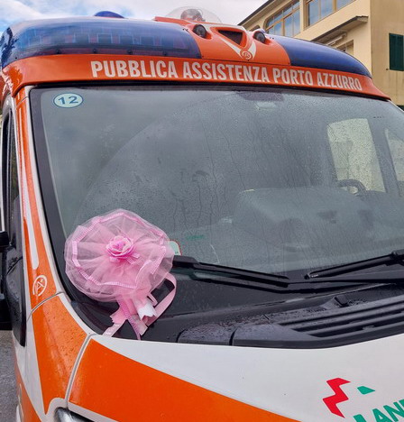 fiocco rosa per anpas porto azzurro